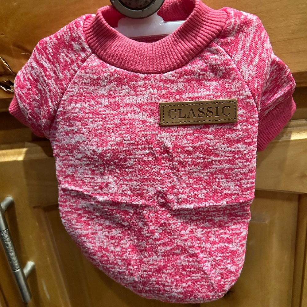 Xs- new dog shirt/sweater in deep pink color